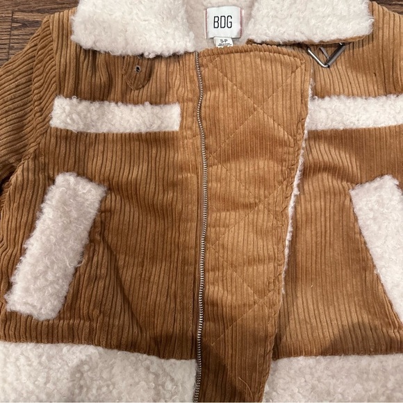 BDG Courduroy Sherpa Jacker NWT - Picture 3 of 5